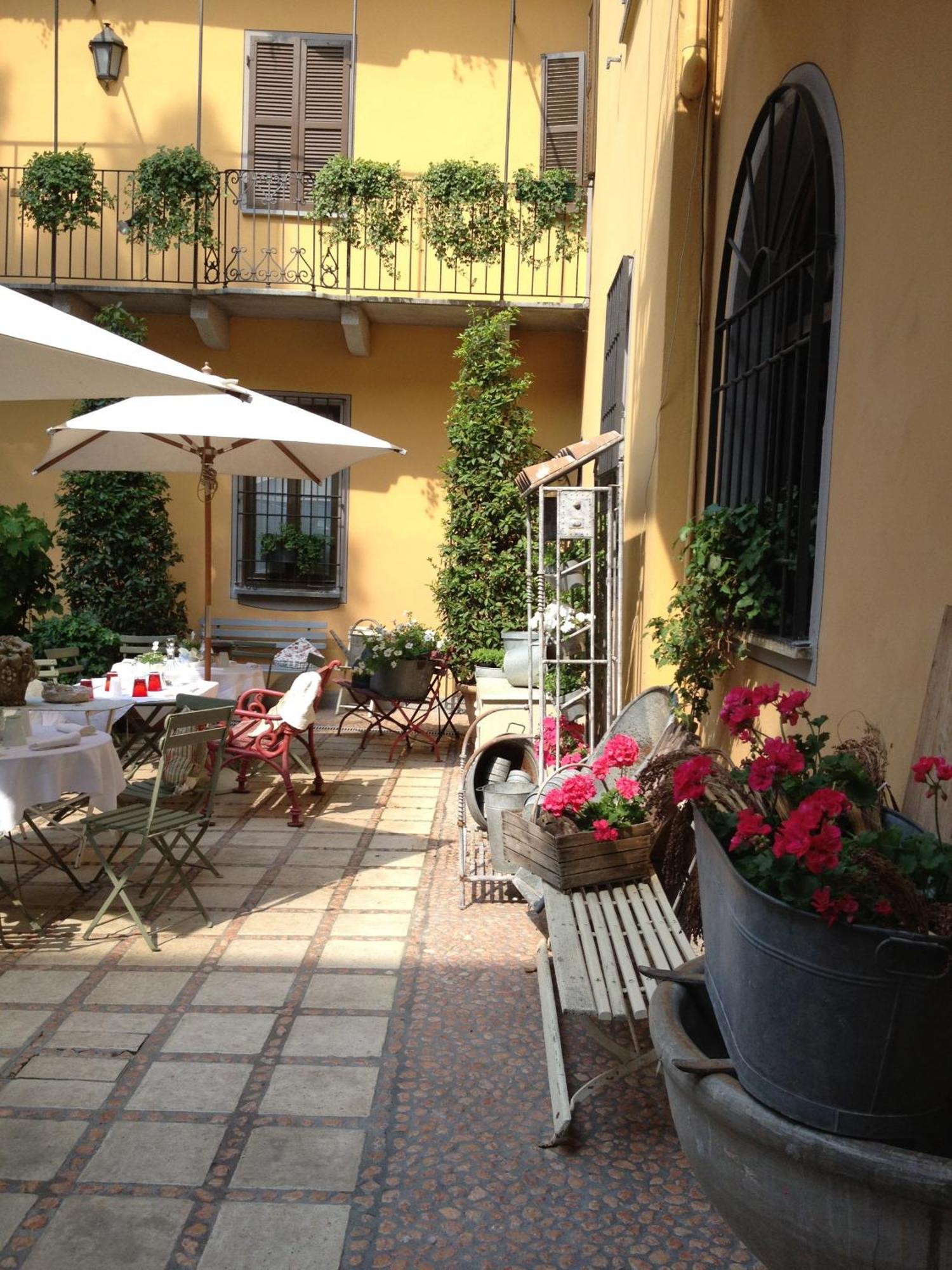 Albergo Residence Perosi Tortona Exterior foto